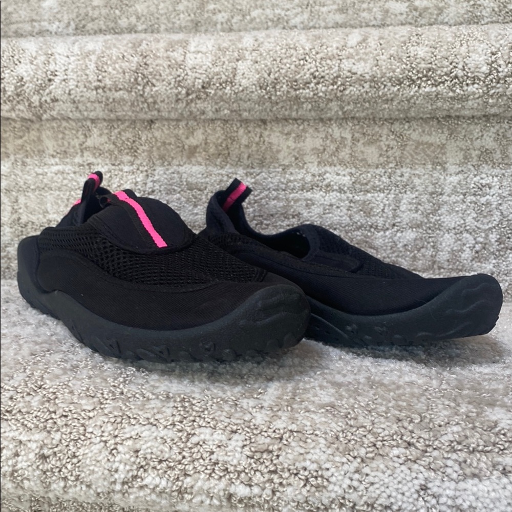 Athletic Surf Shoes for Performance and Protection. NWOT